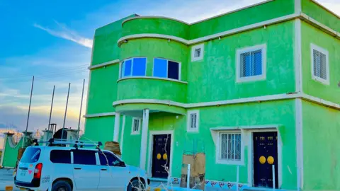 Laasqoray Hotel Both men are understood to have joined up with Puntland state troops 