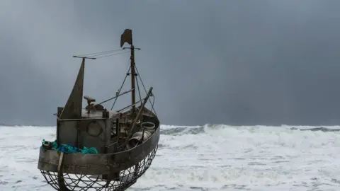 Martin Sim Boat structure