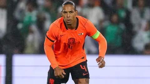 Virgil van Dijk of the Netherlands dribbles with the ball during the international friendly match between Netherlands and Algeria