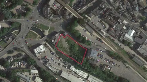 Stroud District Council An aerial map view with a red outline of where the houses will be