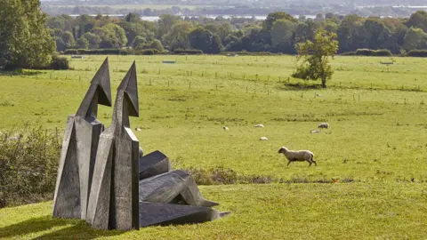 BARNEY HINDLE Diamond by Lynn Chadwick, copyright Cass Sculpture Foundation