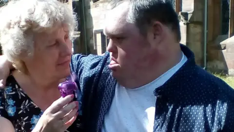 Kerry Ashmore Nora and Kelvin Ashmore