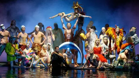 Cirque du Soleil/Tomasz Rossa  O