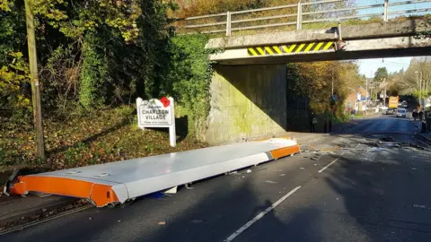 Andrew Meaton Bus roof