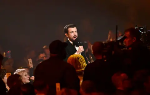 Getty Images Jack Whitehall presenta los premios 2025 Brit Awards