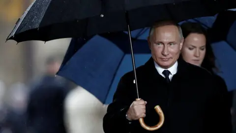 Reuters Putin in Paris