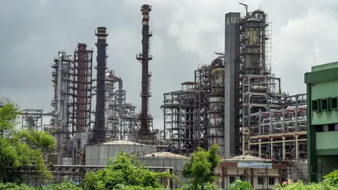 A Bharat Petroleum Corp. oil refinery in Mumbai, India, on Monday, Aug. 11, 2025. India's state-owned oil refiners are pulling back from purchases of Russian crude for now, according to people with direct knowledge of the companies' procurement plans, as Washington ratchets up the pressure on New Delhi over the flows with a wave of harsh tariffs. 