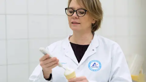 Testra Pak Elsebeth Baungaard testing the temperature of ice cream