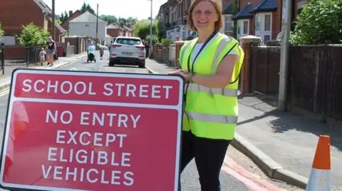 Reading Borough Council A 'school streets' sign