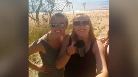 Hannah Barrett Hannah and Savannah