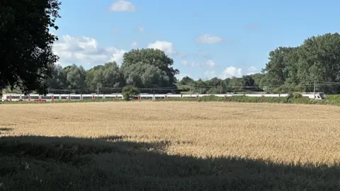 Stuck train between Ipswich and Manningtree