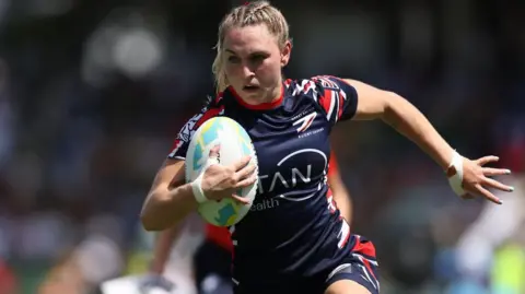 Ellie Boatman playing for Great Britain