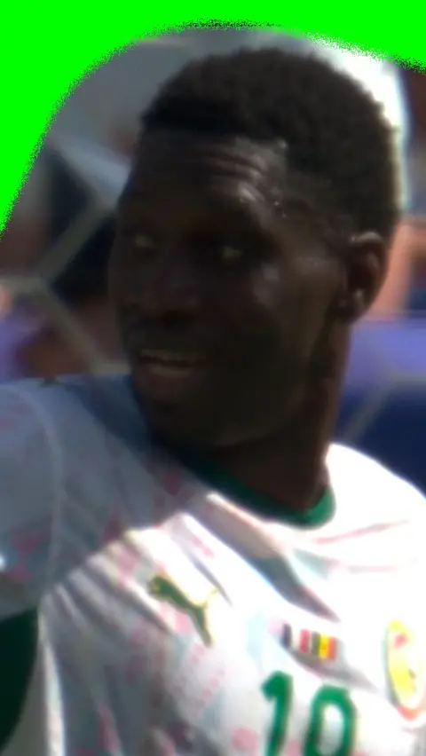 Ismaila Sarr looking backwards