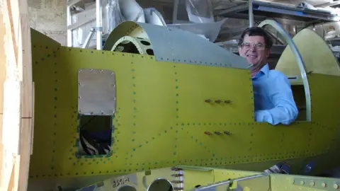 Steve Markham Steve building the plane