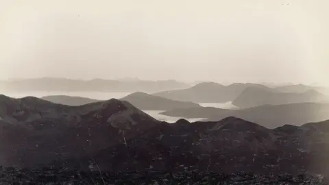 Royal Meteorological Society Collection Looking south