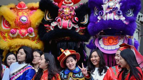 Chinese New Year celebrated in Glasgow - BBC News