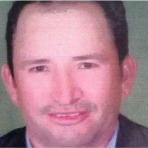 Handout Reynaldo Pacheco