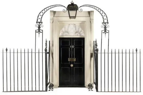 Bonhams No 10 door