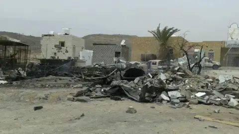Save the Children Aftermath of air strike that damaged Kitaf rural hospital in north-western Yemen (26 March 2019)