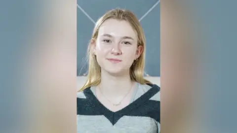 Centre33 Lily, a young carer 