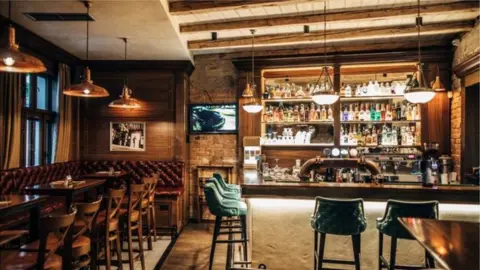 Getty Images Empty bar