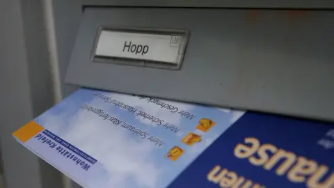 Getty Images A mailbox with the name "Hopp" in Krefeld