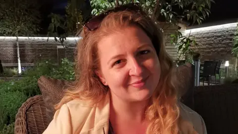 Vicky Hills Vicky Hills