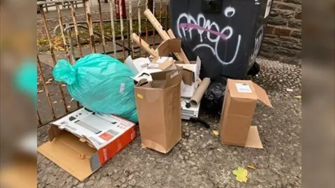 Bristol Live/LDRS Piles of rubbish by a black bin