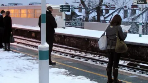 PA Delayed passengers