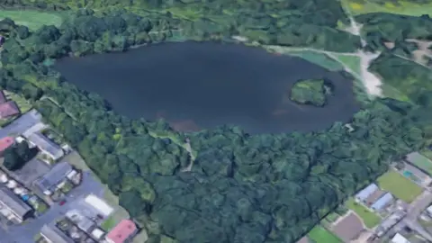 Google Martinwells Lake Edlington