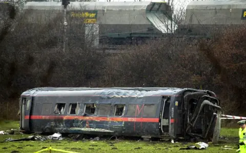 Raoul Dixon/North News/BWP Media/Newsmakers Carriage in a field