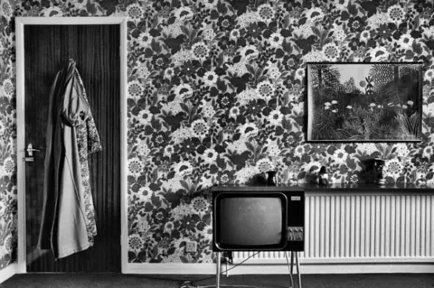 Luis Bustamante Hull house interior 1978