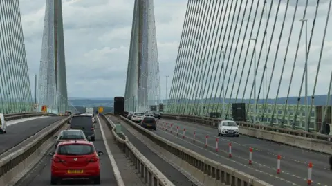 Contraflow on Prince of Wales Bridge, with cars heading in both directions 