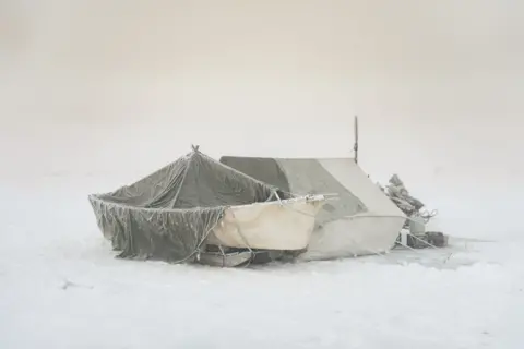 BBC This camp, erected miles out on the sea ice, is the Inupiaq home away from home. Despite spending months living in cramped and frozen quarters, the captain of Yugu crew prefers it.