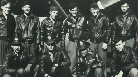 Other Black and white photo of servicemen killed in a crash in 1944