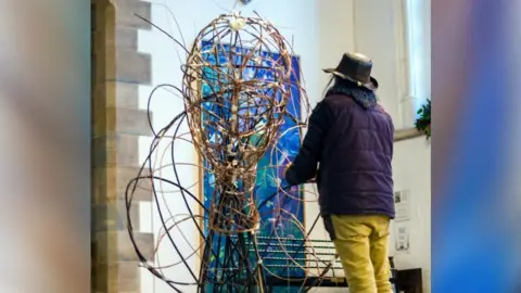 Ruben Cruz Willow sculpture