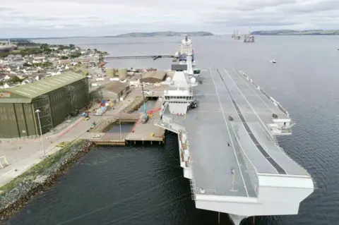 Black Isle Images Queen Elizabeth carrier