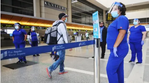 Getty Images LA airport Covid-19 screening