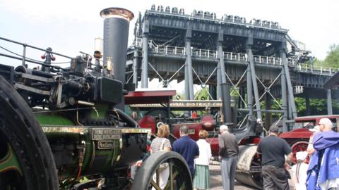 steam engines at Anderton Boat Lift