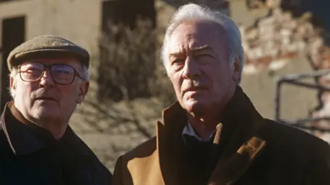 BBC Edward Woodward and Christopher Plummer in Night Flight