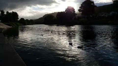 Carl Morgan Carl Morgan caught the Monmouthshire sunrise as ducks paddle on the River Wye as it flows through Monmouth