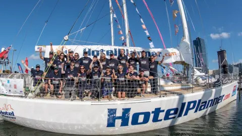 Clipper Round the World Crew of the HotelPlanner.com