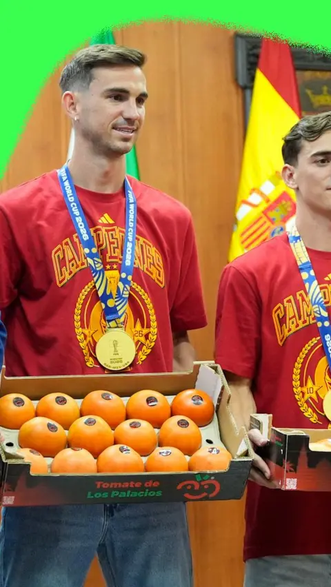 Fabian Ruiz and Gavi