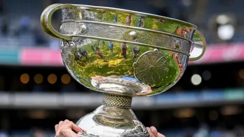 Getty Images/Piaras Ó Mídheach  Sam Maguire Cup