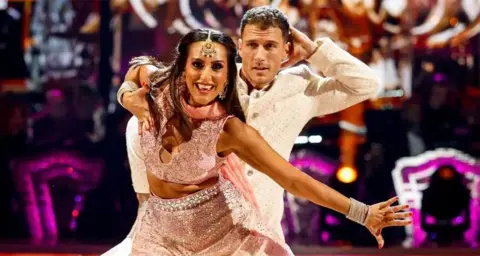 Dr Punam Krishan and Gorka Marquez perform Bollywood influenced dance on Strictly Come Dancing