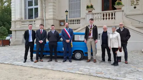 Erewash Borough Council Harry Atkinson with the Mayor of Romorantin-Lanthenay, Louis de Redon,