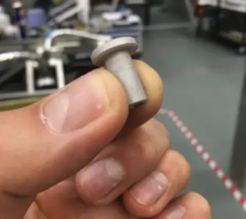 BLOODHOUND SSC Top hats