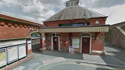 Google Wellington railway station