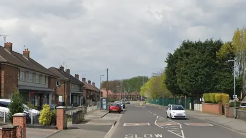 Google Harrop White Road