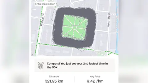 Strava Strava map of Queens Square in Bristol showing lots of lines from his run